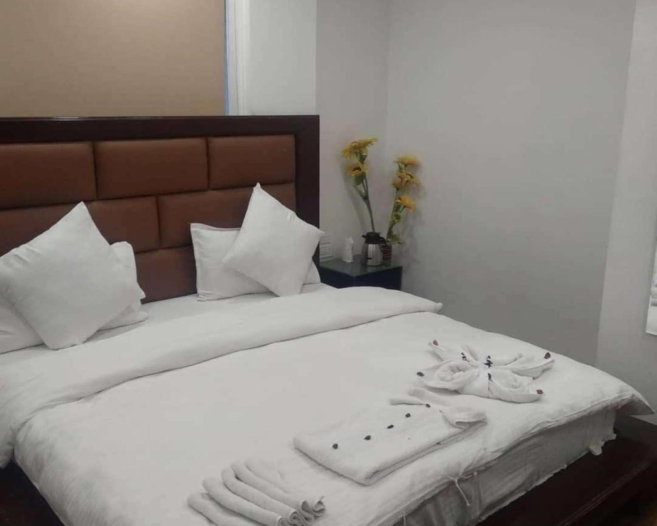 Hotel Bliss , アナントナグ エクステリア 写真