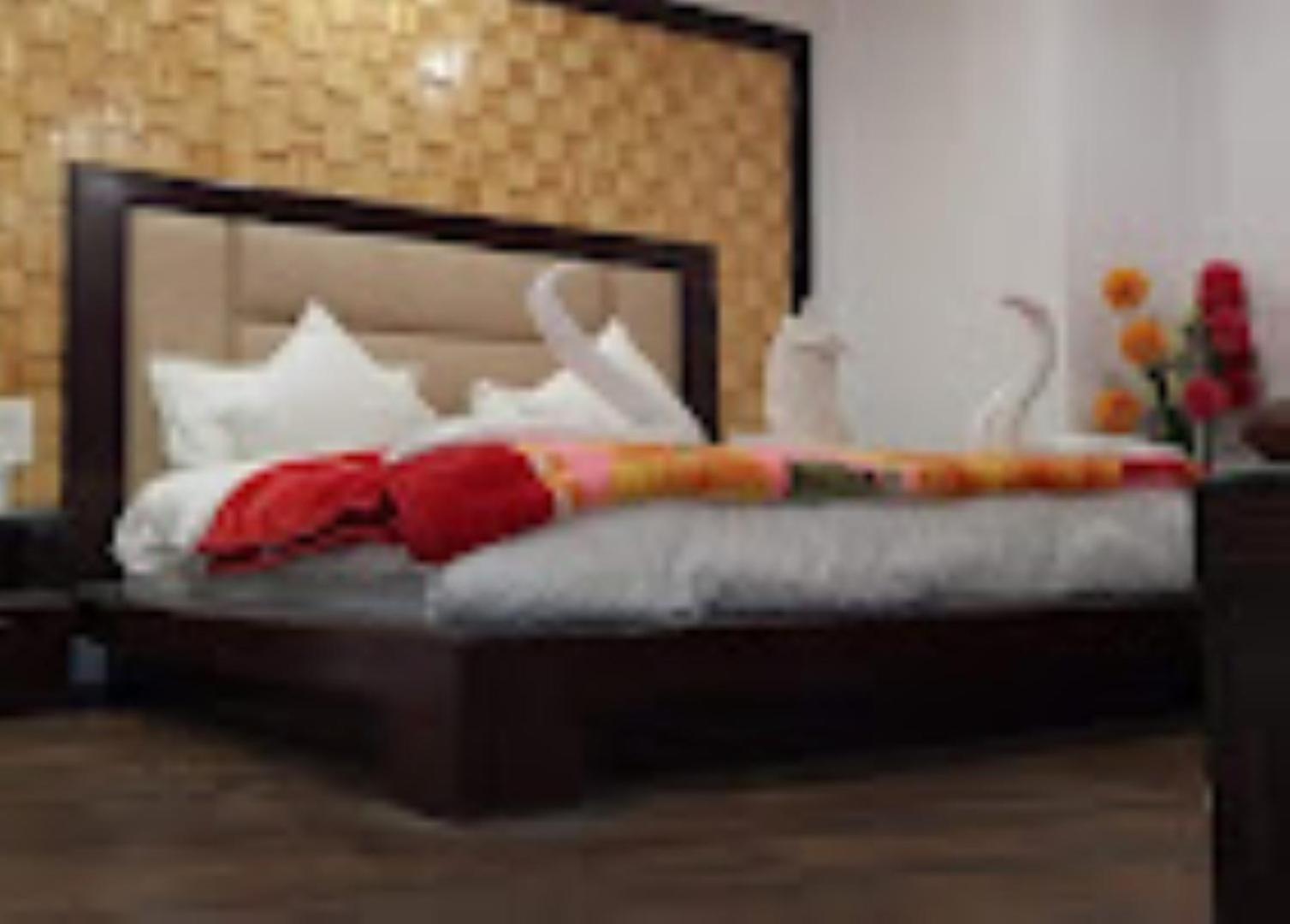 Hotel Bliss , アナントナグ エクステリア 写真